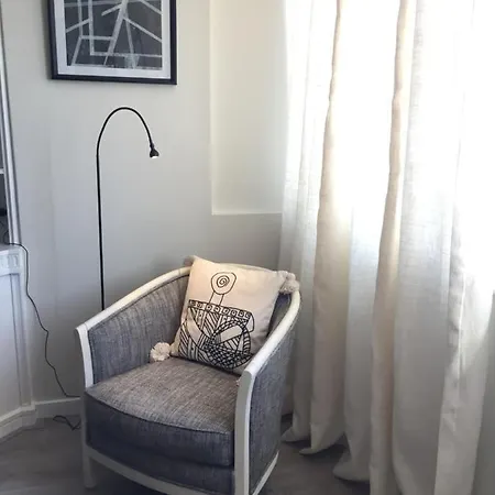 Campo De Ourique River View Apartment